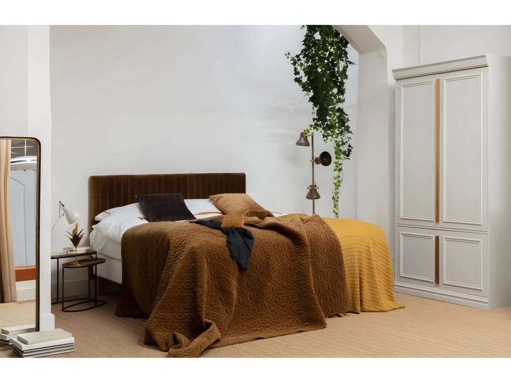 Embrace - 2 Tables D'appoint Gigognes En Métal - Couleur - Laiton 4 Embrace - 2 Tables D'appoint Gigognes En Métal - Couleur - Laiton – Image 2